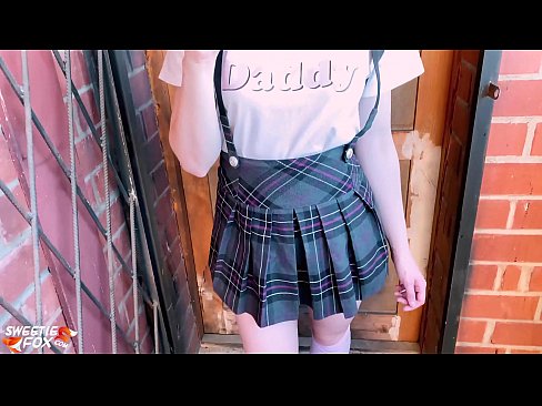 ❤️ Schoolgirl ດູດ dick ຂອງນາງເລິກແລະ fucks ແທນທີ່ຈະຫ້ອງຮຽນ. ຮູບໂປ້ງາມ ທີ່ lo.pornjk.ru